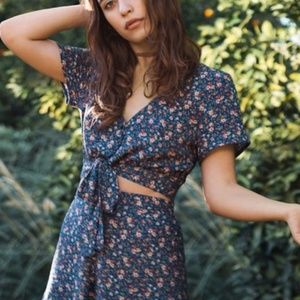 Floral Blue Crop Top